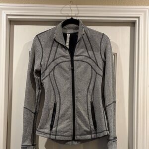 Lululemon Gray Women's Zip-Front Active Jacket like new size 4